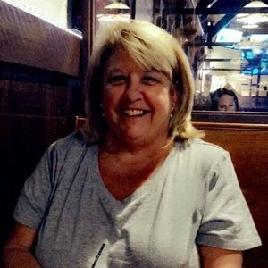 Meet your Posher, Brenda